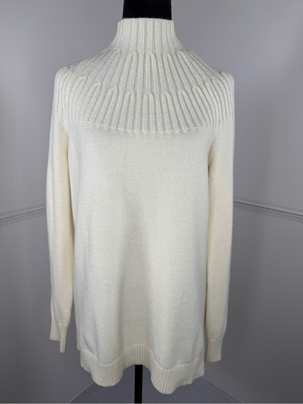 By Anthropologie Ivory Ribbed Mock Neck Tunic Sweater Size Medium